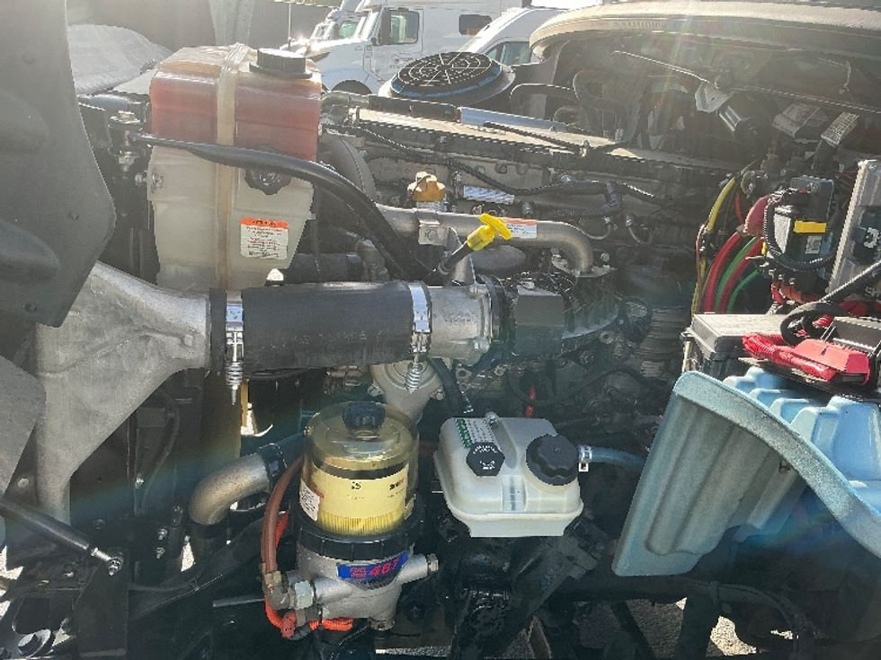 Flatbed Truck-Light and Medium Duty Trucks-Freightliner-2019-M211264S-Olive Branch-MS-144,249\n\t\tmiles-$ 87,250 - Image 21
