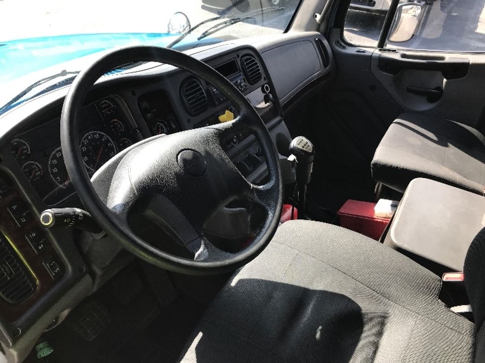 Flatbed Truck-Light and Medium Duty Trucks-Freightliner-2019-M211264S-Prince George-VA-413,294\n\t\tmiles-$ 79,500 - Image 13