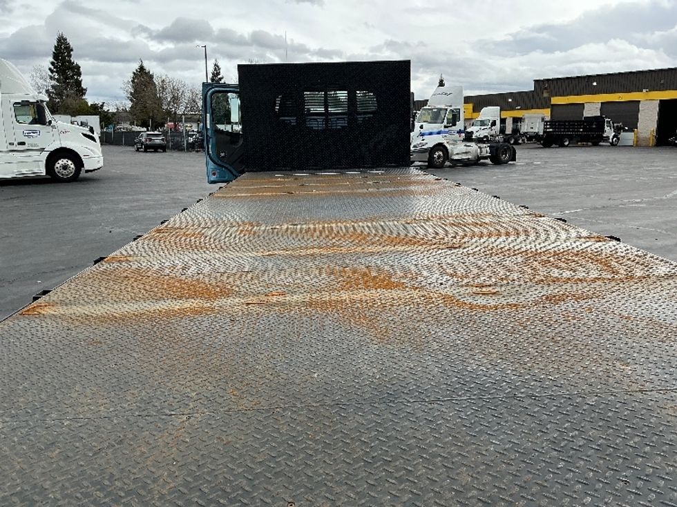Flatbed Truck-Light and Medium Duty Trucks-Freightliner-2019-M211264S-Sacramento-CA-188,689\n\t\tmiles-$ 87,750 - Image 22