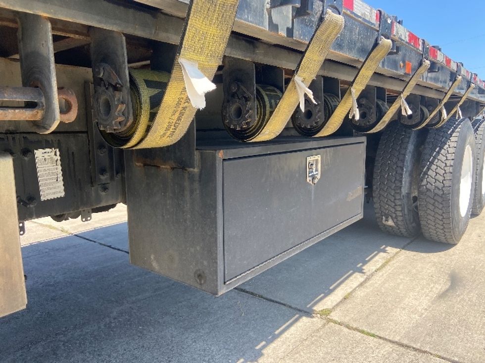 Flatbed Truck-Light and Medium Duty Trucks-Freightliner-2019-M211264S-San Antonio-TX-225,769\n\t\tmiles-$ 98,750 - Image 22