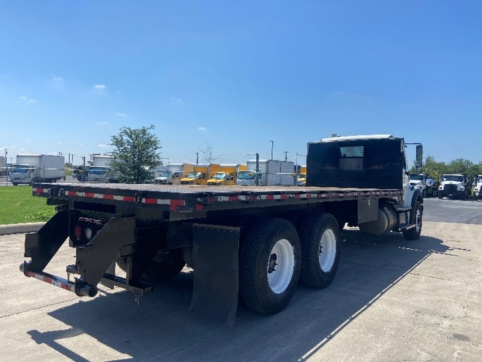 Flatbed Truck-Light and Medium Duty Trucks-Freightliner-2019-M211264S-San Antonio-TX-225,769\n\t\tmiles-$ 98,750 - Image 9