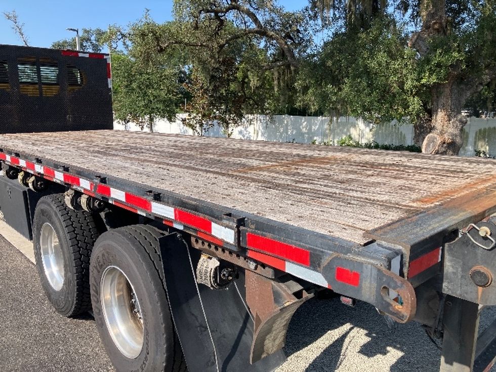Flatbed Truck-Light and Medium Duty Trucks-Freightliner-2019-M211264S-Tampa-FL-499,226\n\t\tmiles-$ 78,750 - Image 12