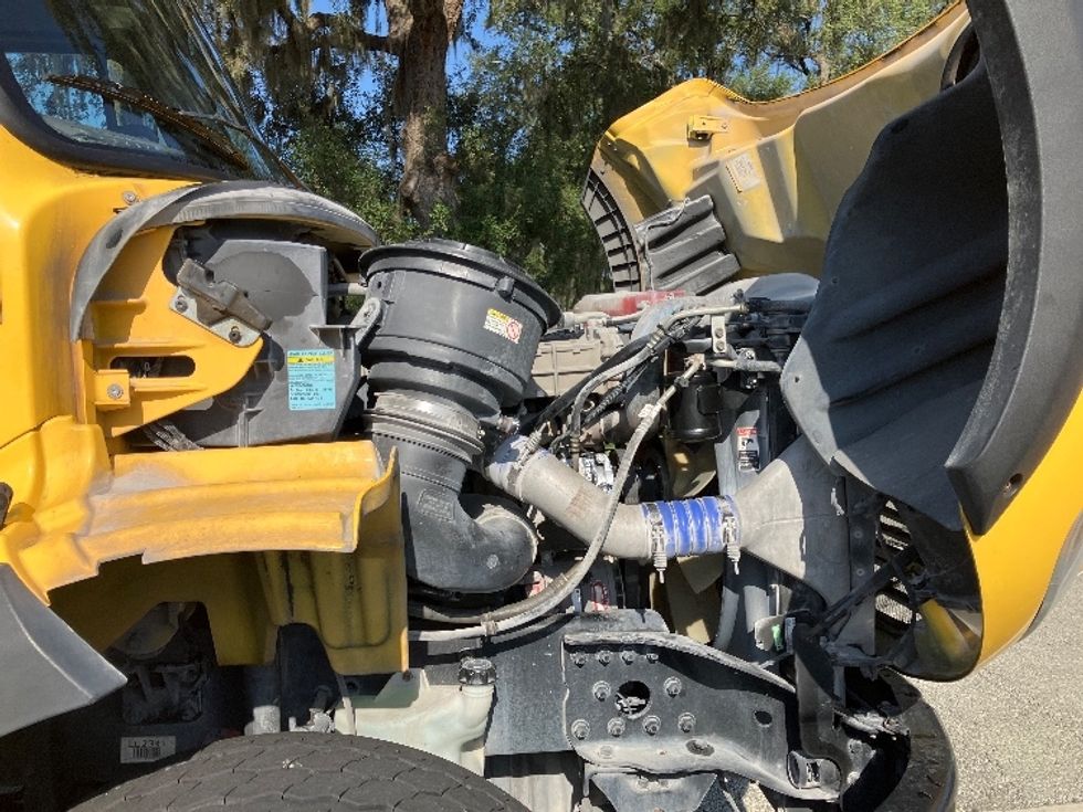 Flatbed Truck-Light and Medium Duty Trucks-Freightliner-2019-M211264S-Tampa-FL-499,226\n\t\tmiles-$ 78,750 - Image 23