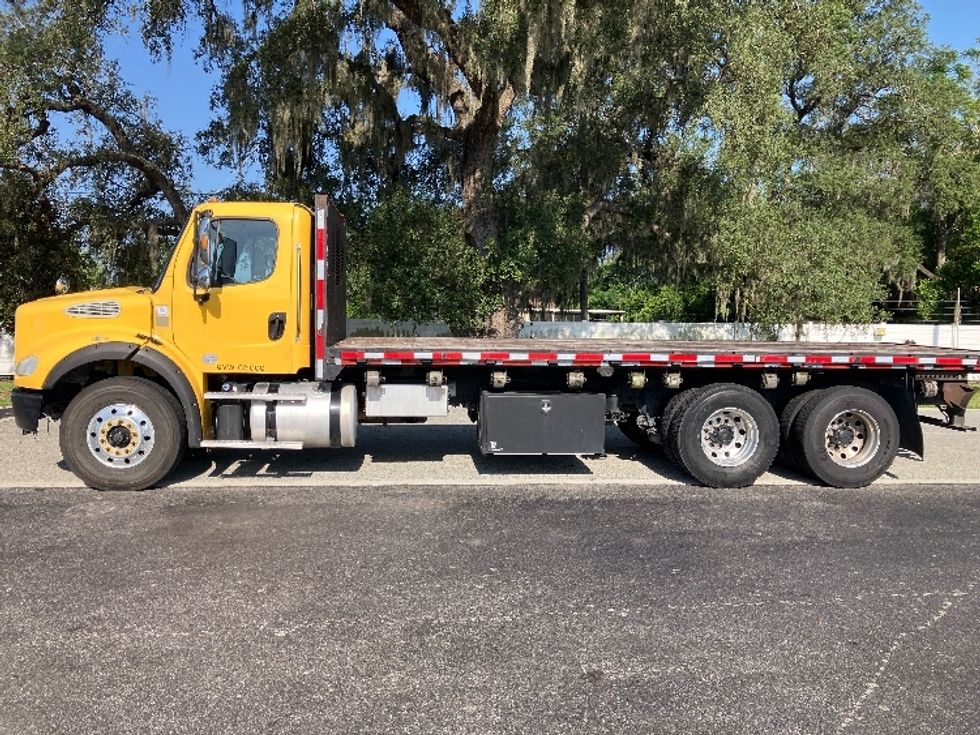 Flatbed Truck-Light and Medium Duty Trucks-Freightliner-2019-M211264S-Tampa-FL-499,226\n\t\tmiles-$ 78,750 - Image 4