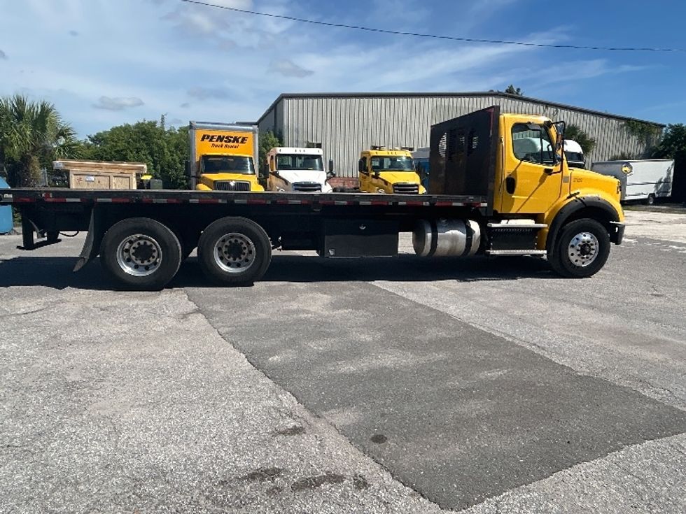Flatbed Truck-Light and Medium Duty Trucks-Freightliner-2019-M211264S-Tampa-FL-523,483\n\t\tmiles-$ 70,750 - Image 13