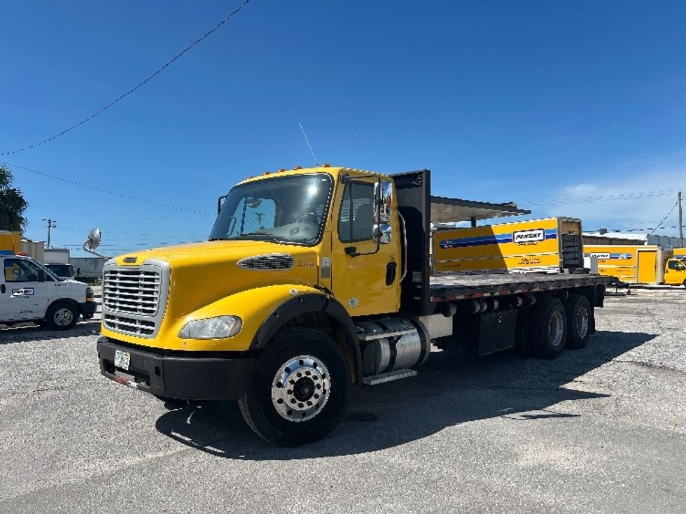 Flatbed Truck-Light and Medium Duty Trucks-Freightliner-2019-M211264S-Tampa-FL-523,483\n\t\tmiles-$ 70,750 - Image 3