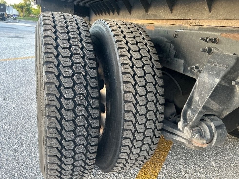 Flatbed Truck-Light and Medium Duty Trucks-Freightliner-2019-M211264S-Tampa-FL-540,177\n\t\tmiles-$ 69,500 - Image 11