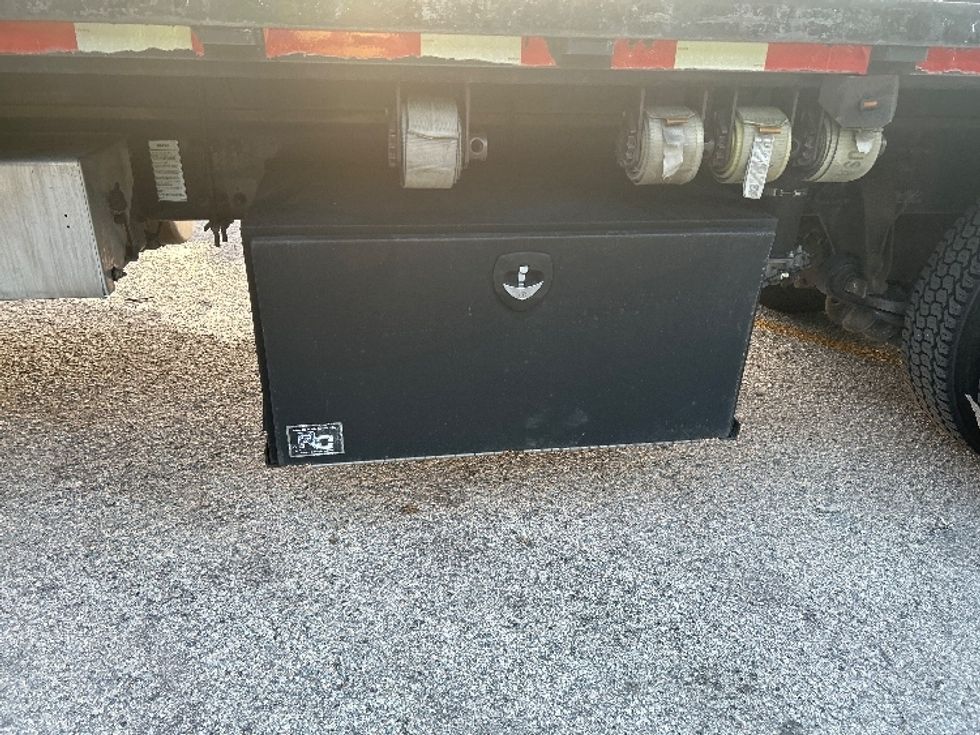 Flatbed Truck-Light and Medium Duty Trucks-Freightliner-2019-M211264S-Tampa-FL-540,177\n\t\tmiles-$ 69,500 - Image 22