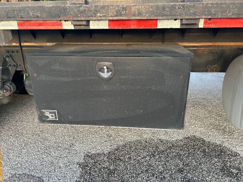 Flatbed Truck-Light and Medium Duty Trucks-Freightliner-2019-M211264S-Tampa-FL-540,177\n\t\tmiles-$ 69,500 - Image 23