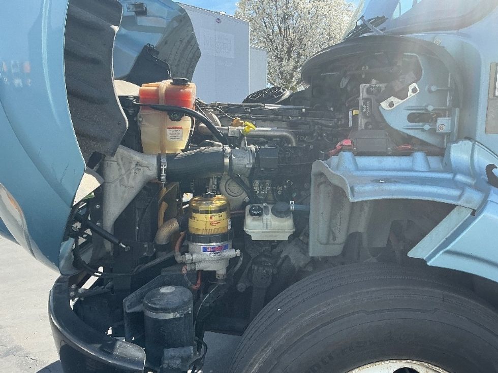 Flatbed Truck-Light and Medium Duty Trucks-Freightliner-2019-M211264S-West Sacramento-CA-188,700\n\t\tmiles-$ 85,500 - Image 19