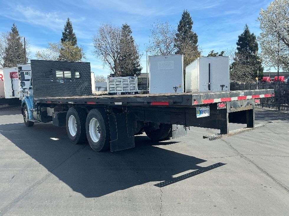 Flatbed Truck-Light and Medium Duty Trucks-Freightliner-2019-M211264S-West Sacramento-CA-188,700\n\t\tmiles-$ 85,500 - Image 6