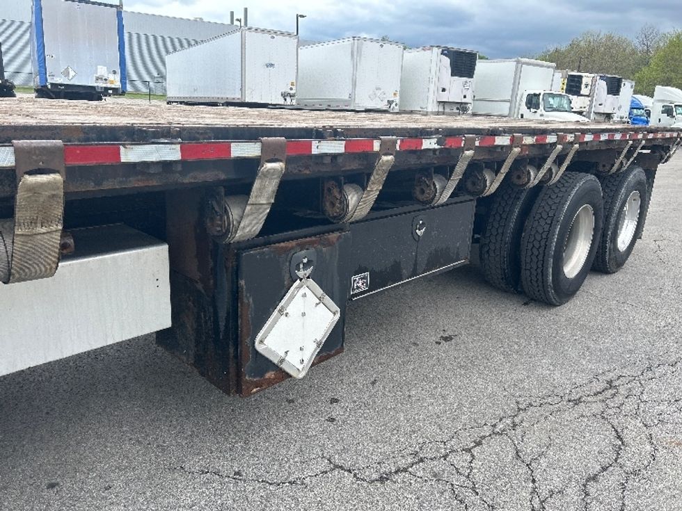 Flatbed Truck-Light and Medium Duty Trucks-Freightliner-2019-M211264S-Zelienople-PA-298,853\n\t\tmiles-$ 86,500 - Image 22