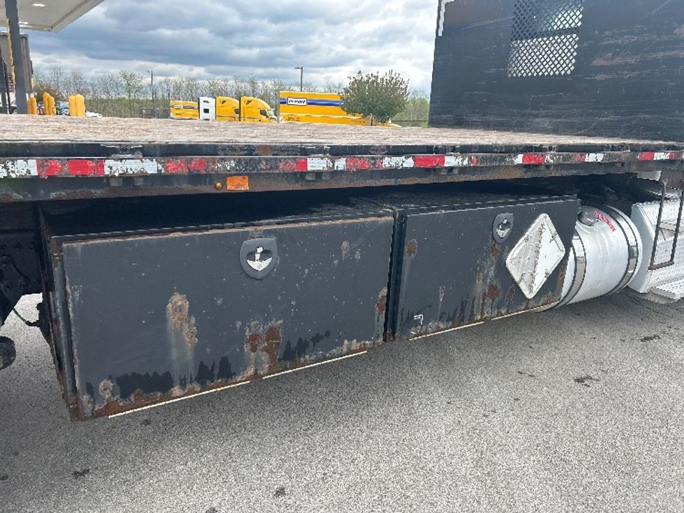 Flatbed Truck-Light and Medium Duty Trucks-Freightliner-2019-M211264S-Zelienople-PA-298,853\n\t\tmiles-$ 86,500 - Image 23