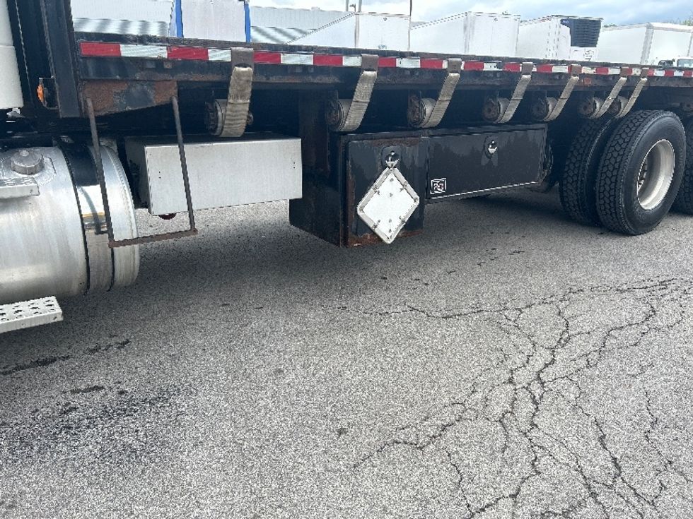 Flatbed Truck-Light and Medium Duty Trucks-Freightliner-2019-M211264S-Zelienople-PA-298,853\n\t\tmiles-$ 86,500 - Image 5