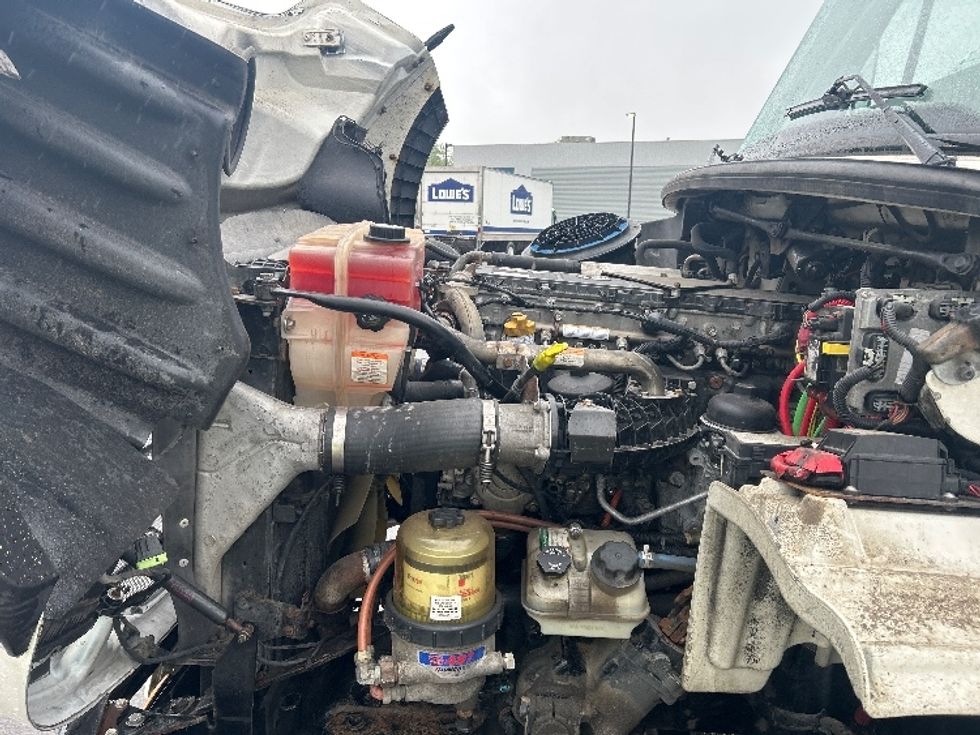 Flatbed Truck-Light and Medium Duty Trucks-Freightliner-2019-M211264S-Zelienople-PA-324,212\n\t\tmiles-$ 85,250 - Image 21