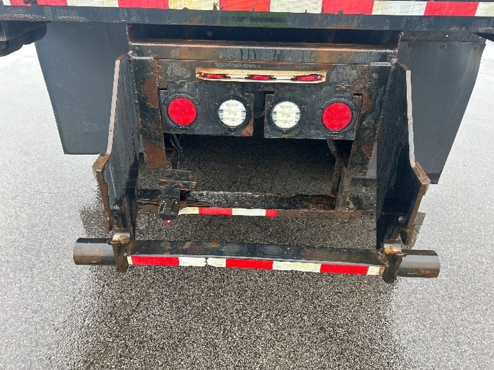 Flatbed Truck-Light and Medium Duty Trucks-Freightliner-2019-M211264S-Zelienople-PA-324,212\n\t\tmiles-$ 85,250 - Image 23