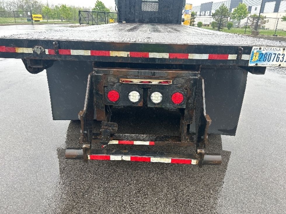 Flatbed Truck-Light and Medium Duty Trucks-Freightliner-2019-M211264S-Zelienople-PA-324,212\n\t\tmiles-$ 85,250 - Image 9
