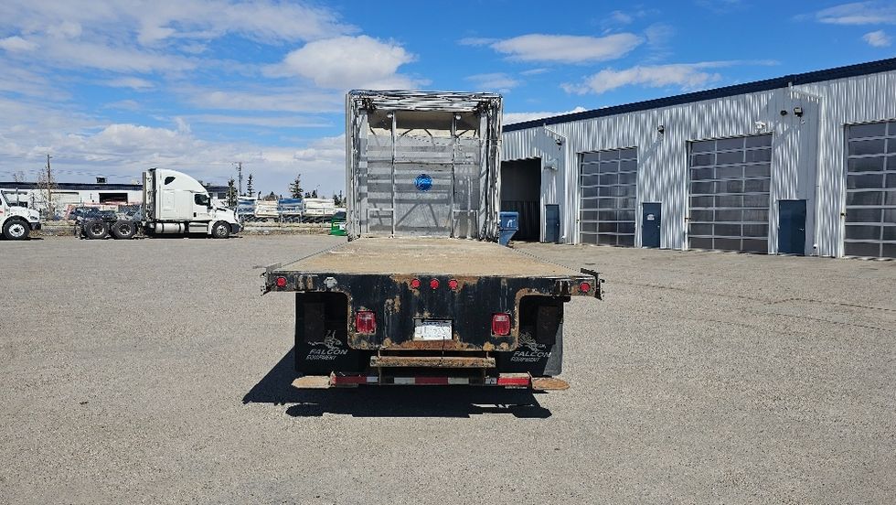 Flatbed Truck-Light and Medium Duty Trucks-Freightliner-2020-114SD-Calgary-AB-208,538\n\t\tkm-$ 146,000 - Image 7