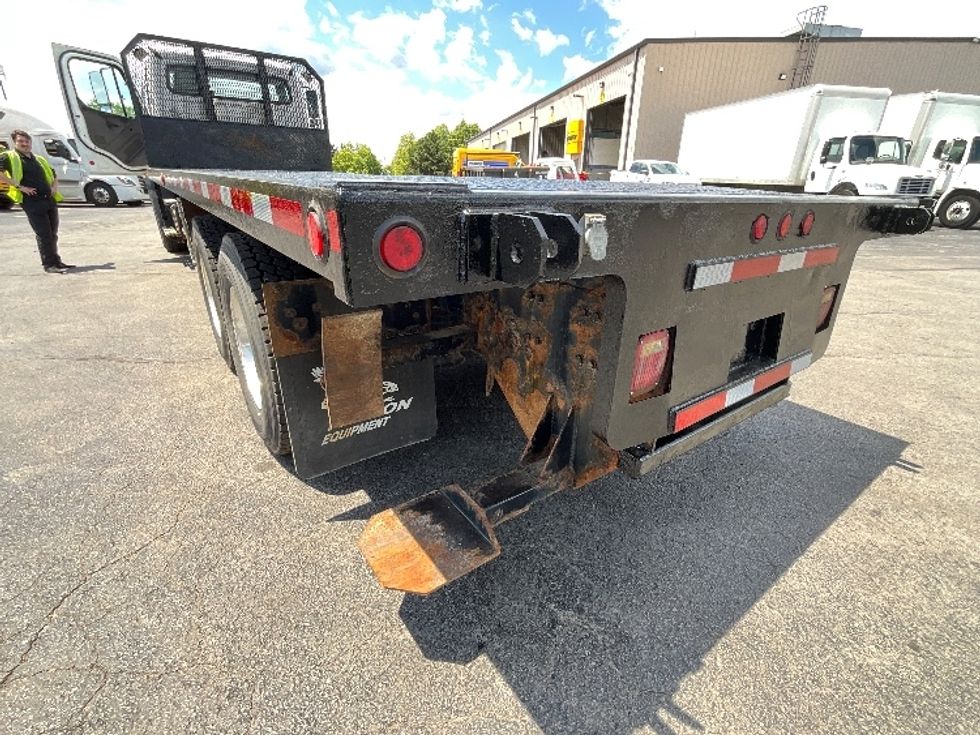 Flatbed Truck-Light and Medium Duty Trucks-Freightliner-2020-114SD-Cambridge-ON-303,753\n\t\tkm-$ 138,000 - Image 23