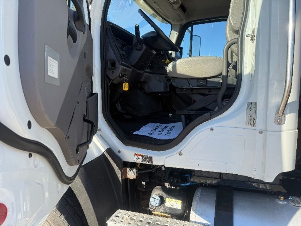 Flatbed Truck-Light and Medium Duty Trucks-Freightliner-2020-114SD-Enid-OK-230,629\n\t\tmiles-$ 100,750 - Image 12