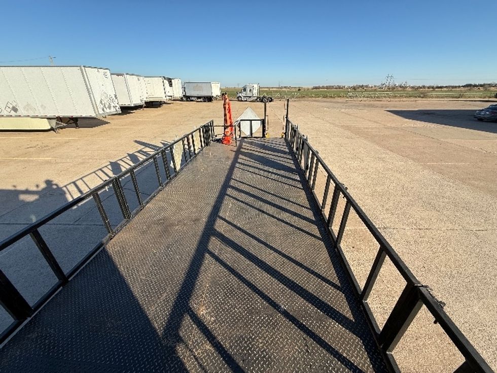 Flatbed Truck-Light and Medium Duty Trucks-Freightliner-2020-114SD-Enid-OK-230,629\n\t\tmiles-$ 100,750 - Image 8