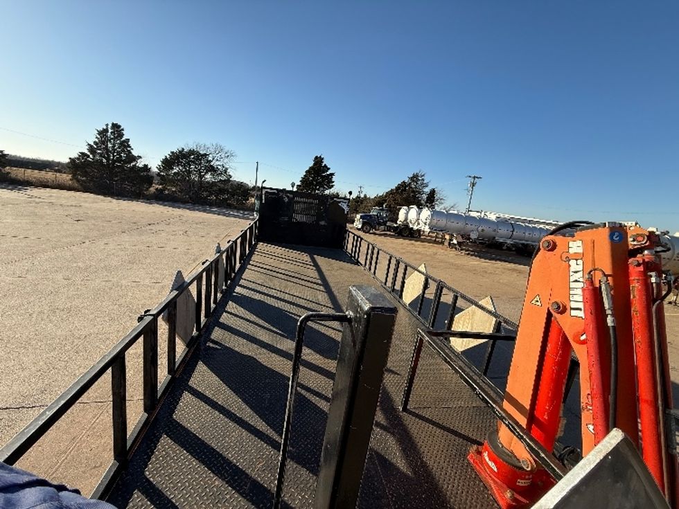 Flatbed Truck-Light and Medium Duty Trucks-Freightliner-2020-114SD-Enid-OK-230,629\n\t\tmiles-$ 100,750 - Image 9