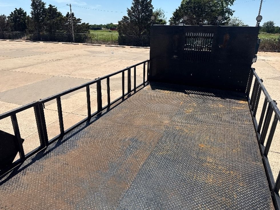 Flatbed Truck-Light and Medium Duty Trucks-Freightliner-2020-114SD-Enid-OK-285,430\n\t\tmiles-$ 85,000 - Image 8