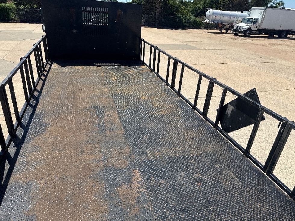 Flatbed Truck-Light and Medium Duty Trucks-Freightliner-2020-114SD-Enid-OK-285,430\n\t\tmiles-$ 85,000 - Image 9