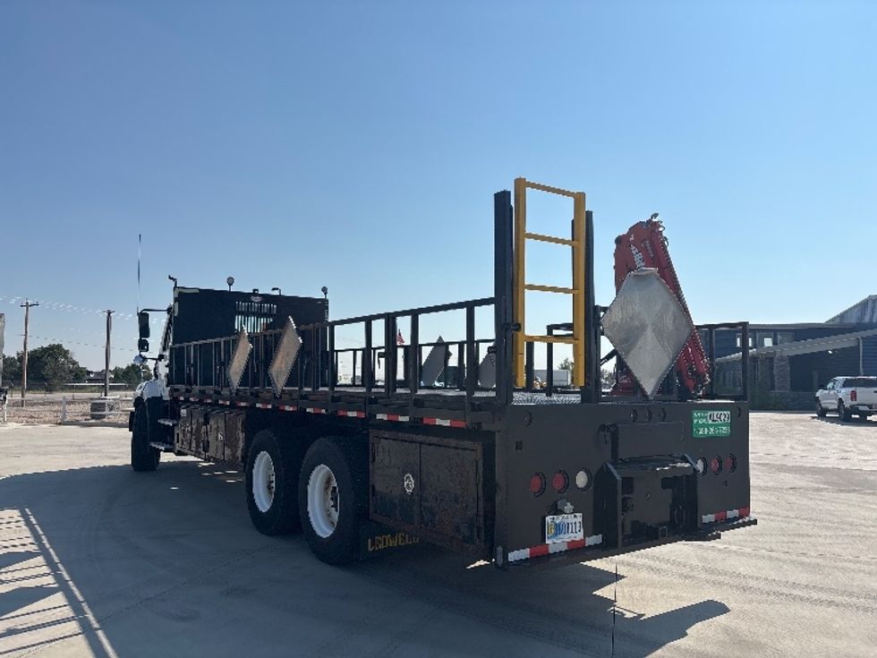 2020 Freightliner 114SD photo 6
