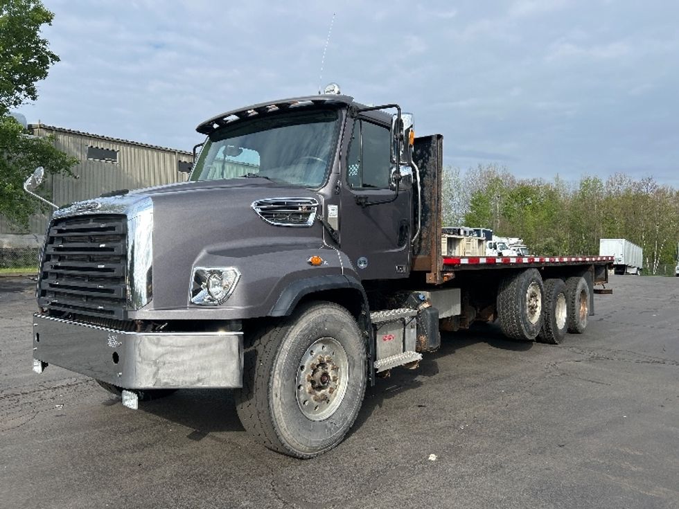 Flatbed Truck-Light and Medium Duty Trucks-Freightliner-2020-114SD-Jessup-PA-172,029\n\t\tmiles-$ 119,750 - Image 3