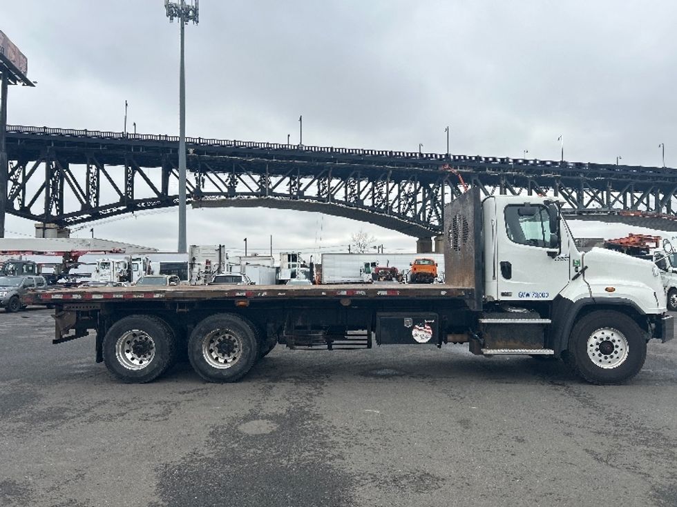 Flatbed Truck-Light and Medium Duty Trucks-Freightliner-2020-114SD-Kearny-NJ-161,980\n\t\tmiles-$ 110,750 - Image 11