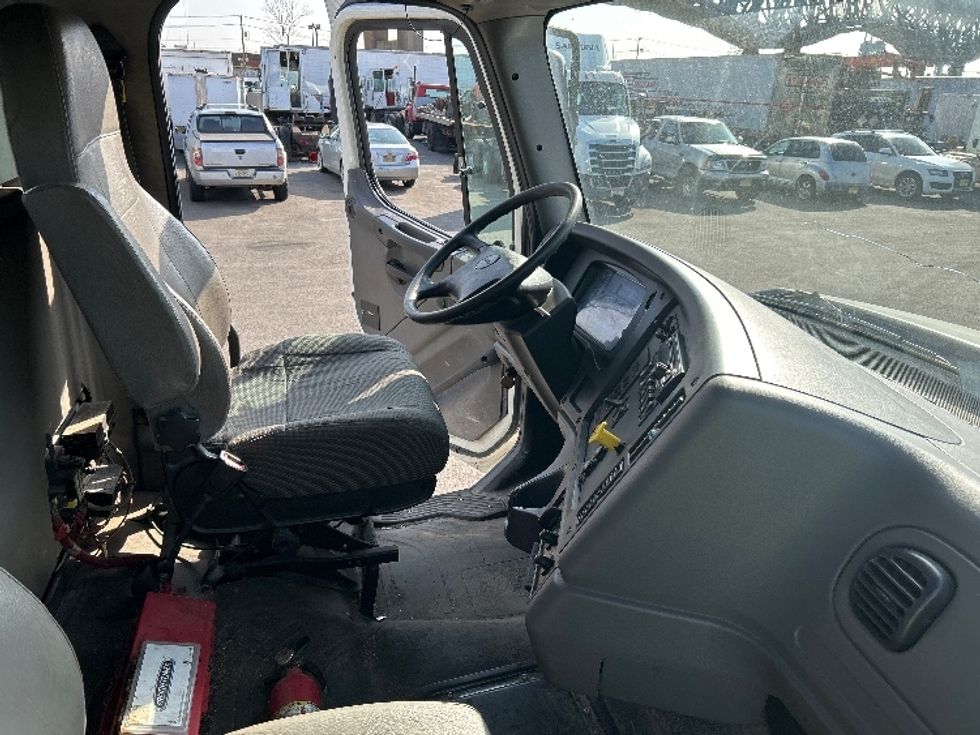 Flatbed Truck-Light and Medium Duty Trucks-Freightliner-2020-114SD-Kearny-NJ-161,980\n\t\tmiles-$ 110,750 - Image 18