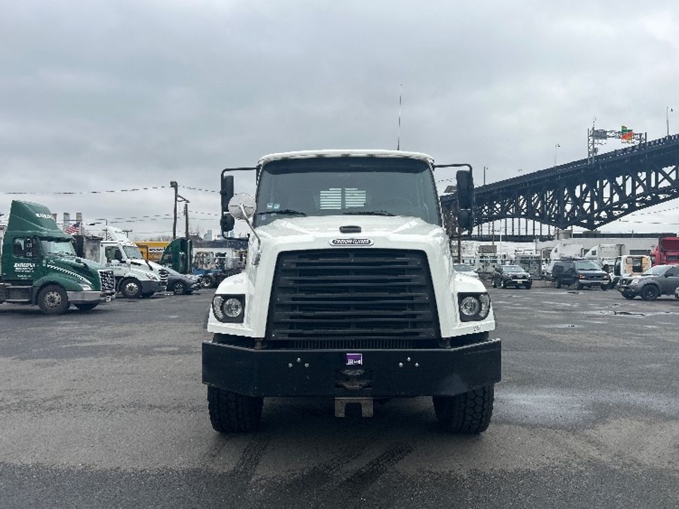 Flatbed Truck-Light and Medium Duty Trucks-Freightliner-2020-114SD-Kearny-NJ-161,980\n\t\tmiles-$ 110,750 - Image 2