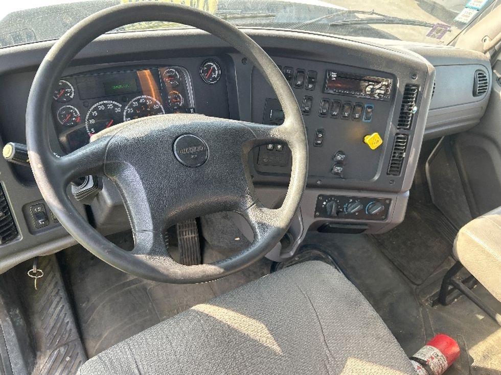 Flatbed Truck-Light and Medium Duty Trucks-Freightliner-2020-114SD-Kearny-NJ-167,984\n\t\tmiles-$ 110,500 - Image 13