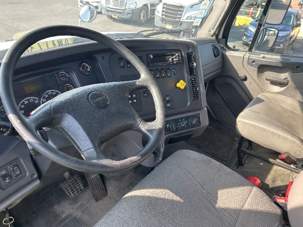 Flatbed Truck-Light and Medium Duty Trucks-Freightliner-2020-114SD-Kearny-NJ-167,984\n\t\tmiles-$ 110,500 - Image 14