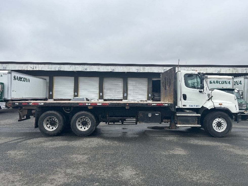 Flatbed Truck-Light and Medium Duty Trucks-Freightliner-2020-114SD-Kearny-NJ-175,630\n\t\tmiles-$ 110,000 - Image 11