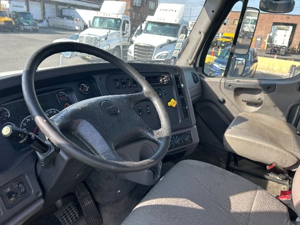 Flatbed Truck-Light and Medium Duty Trucks-Freightliner-2020-114SD-Kearny-NJ-175,630\n\t\tmiles-$ 110,000 - Image 13