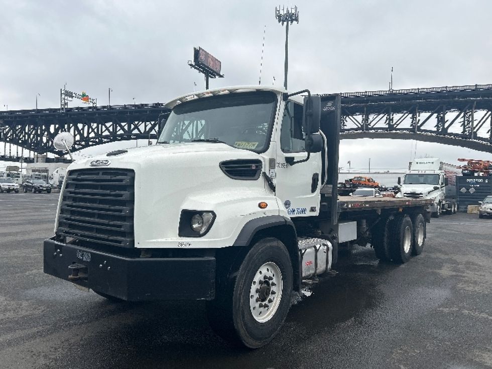 Flatbed Truck-Light and Medium Duty Trucks-Freightliner-2020-114SD-Kearny-NJ-175,630\n\t\tmiles-$ 110,000 - Image 3