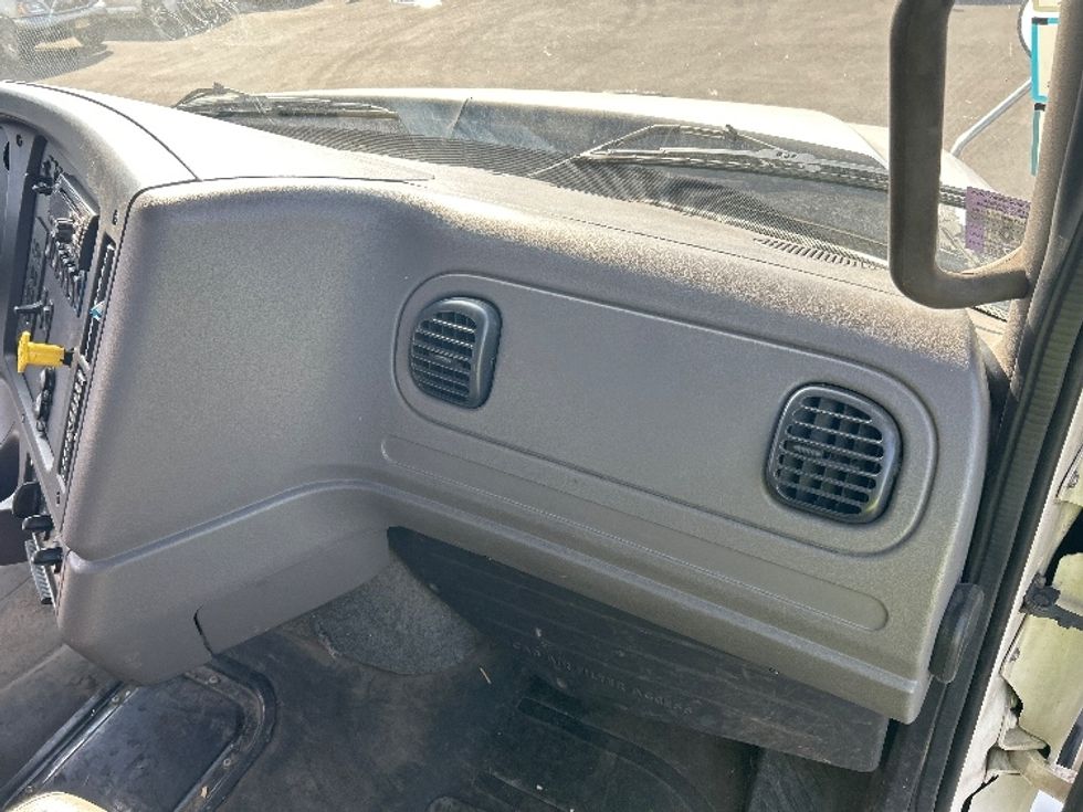 Flatbed Truck-Light and Medium Duty Trucks-Freightliner-2020-114SD-Kearny-NJ-177,055\n\t\tmiles-$ 113,000 - Image 17