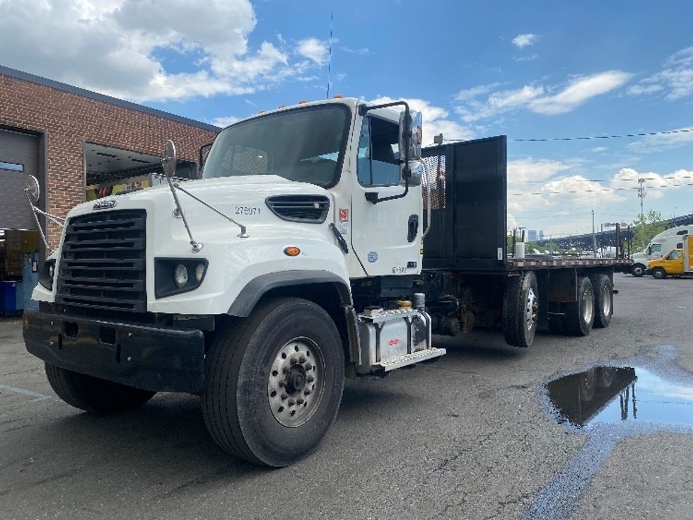 Flatbed Truck-Light and Medium Duty Trucks-Freightliner-2020-114SD-Kearny-NJ-80,775\n\t\tmiles-$ 109,500 - Image 3