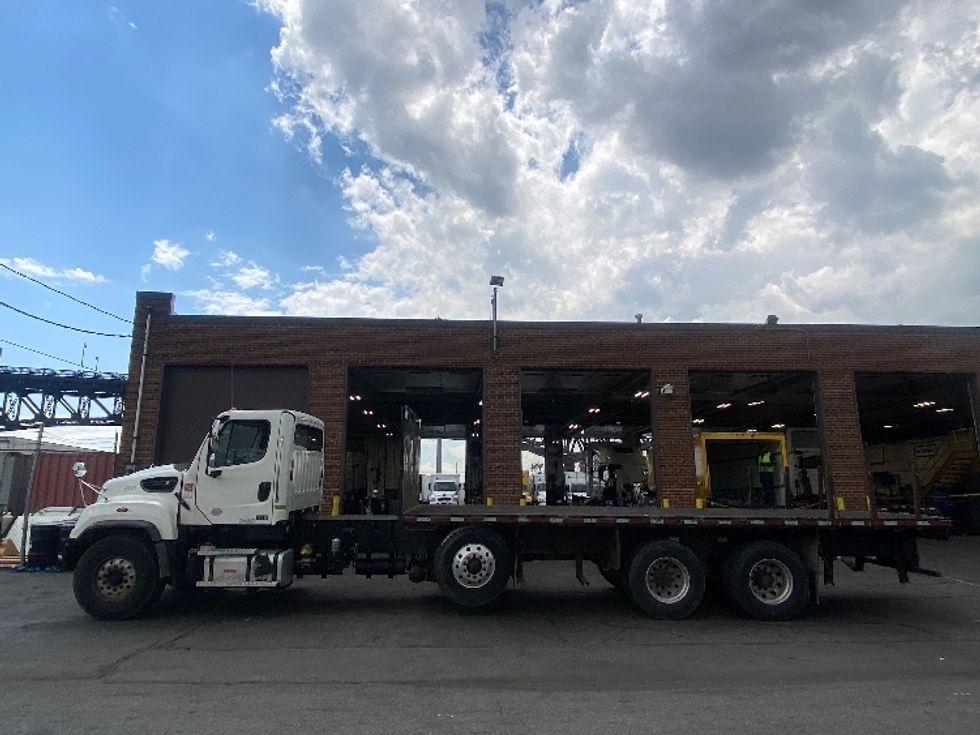 Flatbed Truck-Light and Medium Duty Trucks-Freightliner-2020-114SD-Kearny-NJ-80,775\n\t\tmiles-$ 109,500 - Image 4