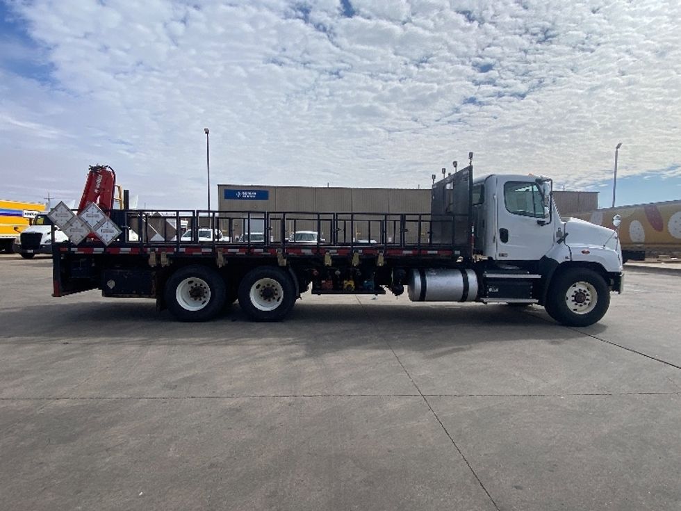 Flatbed Truck-Light and Medium Duty Trucks-Freightliner-2020-114SD-Lubbock-TX-171,257\n\t\tmiles-$ 124,000 - Image 10
