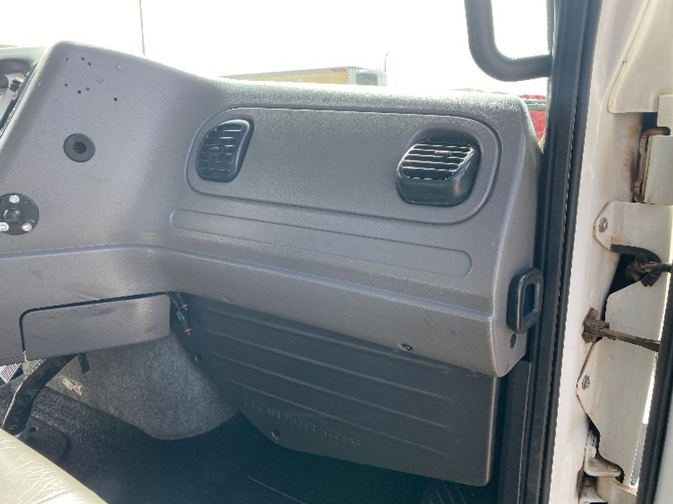 Flatbed Truck-Light and Medium Duty Trucks-Freightliner-2020-114SD-Lubbock-TX-171,257\n\t\tmiles-$ 124,000 - Image 16