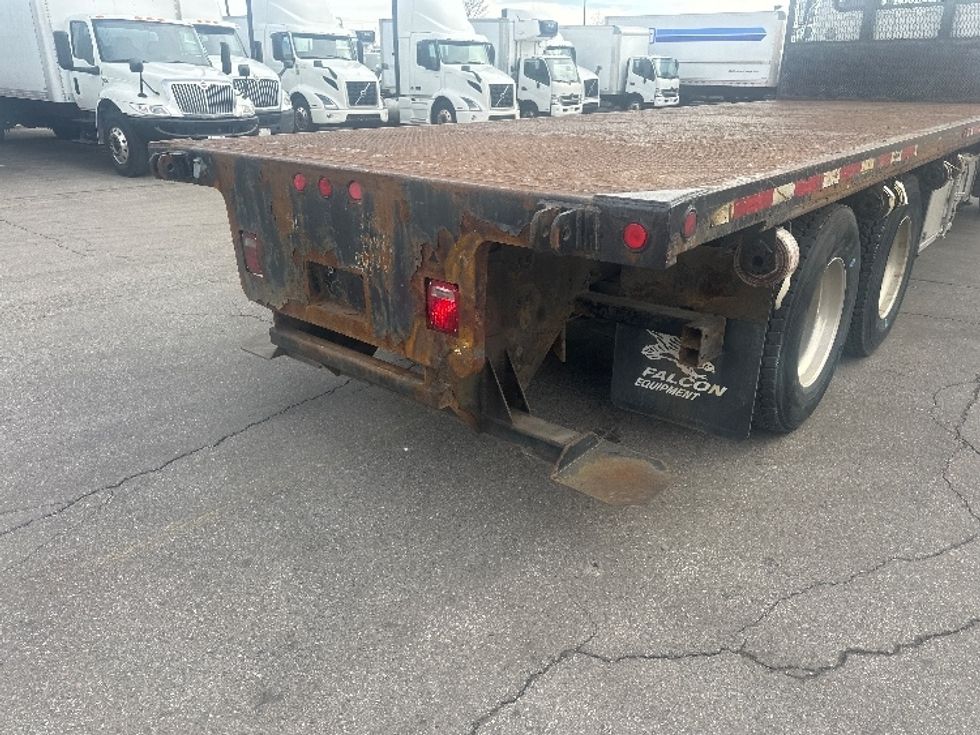 Flatbed Truck-Light and Medium Duty Trucks-Freightliner-2020-114SD-Mississauga-ON-118,501\n\t\tkm-$ 146,500 - Image 8