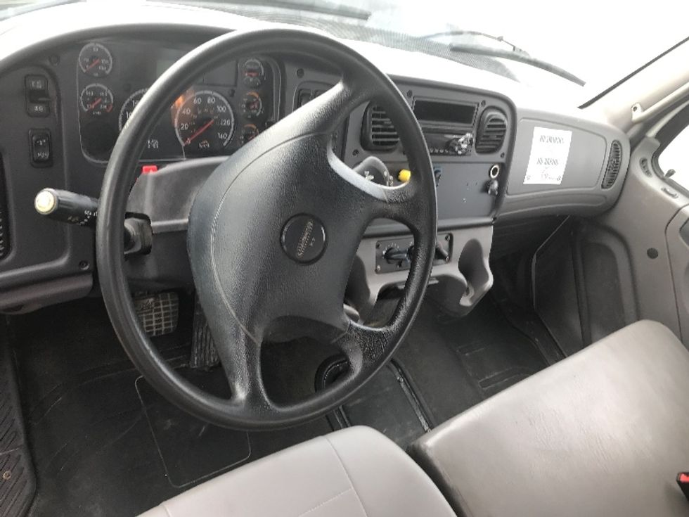 Flatbed Truck-Light and Medium Duty Trucks-Freightliner-2020-114SD-Mississauga-ON-184,700\n\t\tkm-$ 150,250 - Image 14