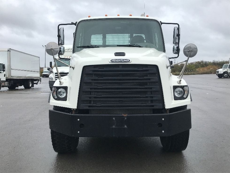 Flatbed Truck-Light and Medium Duty Trucks-Freightliner-2020-114SD-Mississauga-ON-184,700\n\t\tkm-$ 150,250 - Image 2