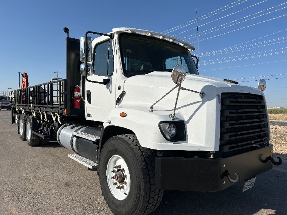 Flatbed Truck-Light and Medium Duty Trucks-Freightliner-2020-114SD-Odessa-TX-186,937\n\t\tmiles-$ 121,500 - Image 1