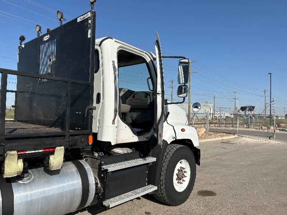 Flatbed Truck-Light and Medium Duty Trucks-Freightliner-2020-114SD-Odessa-TX-186,937\n\t\tmiles-$ 121,500 - Image 20