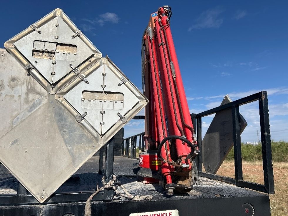 Flatbed Truck-Light and Medium Duty Trucks-Freightliner-2020-114SD-Odessa-TX-226,693\n\t\tmiles-$ 116,750 - Image 23