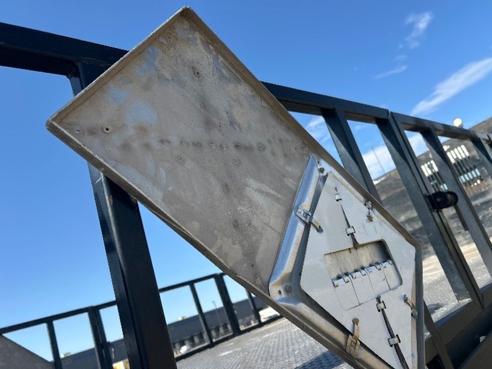 Flatbed Truck-Light and Medium Duty Trucks-Freightliner-2020-114SD-Odessa-TX-226,693\n\t\tmiles-$ 116,750 - Image 27